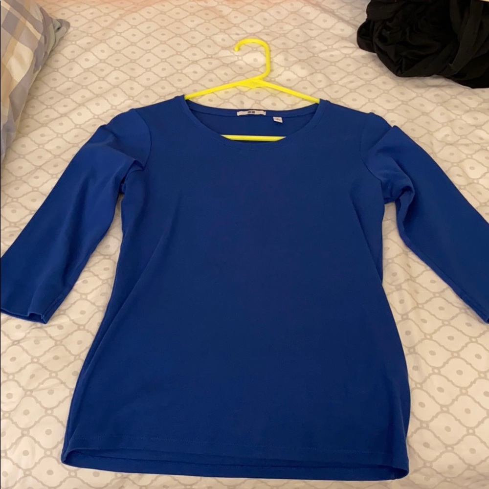 Blue 3/4 sleeve shirt